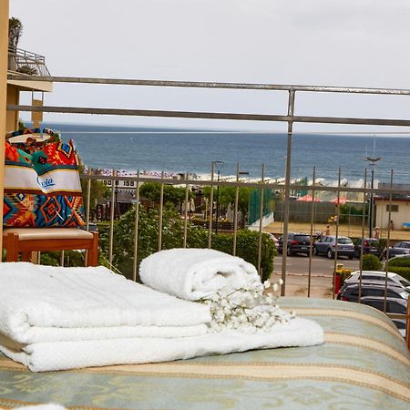 Hotel ItaliaЧервия Экстерьер фото
