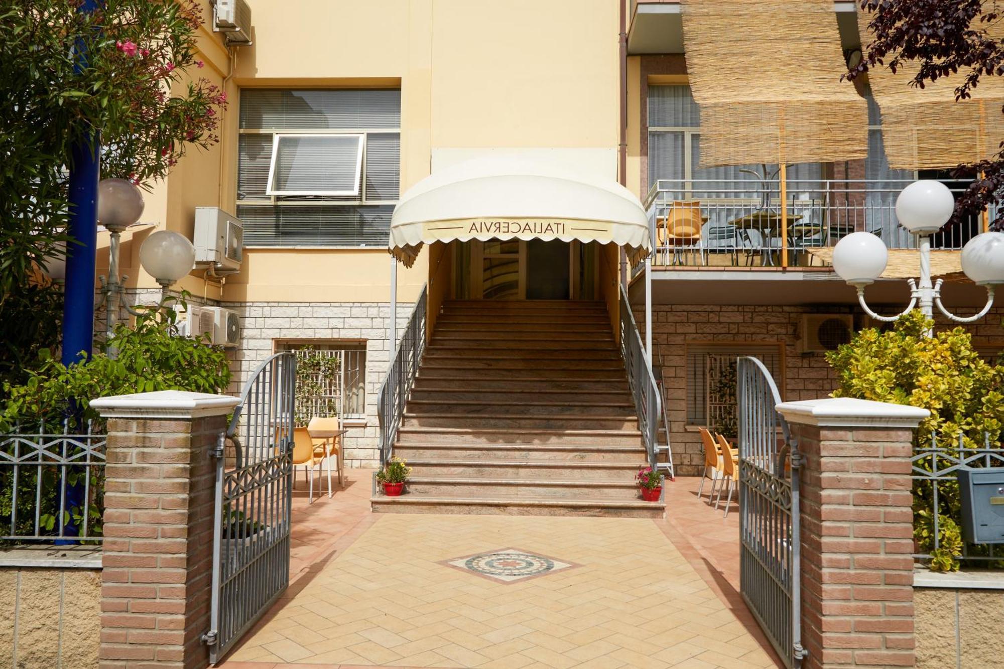 Hotel ItaliaЧервия Экстерьер фото