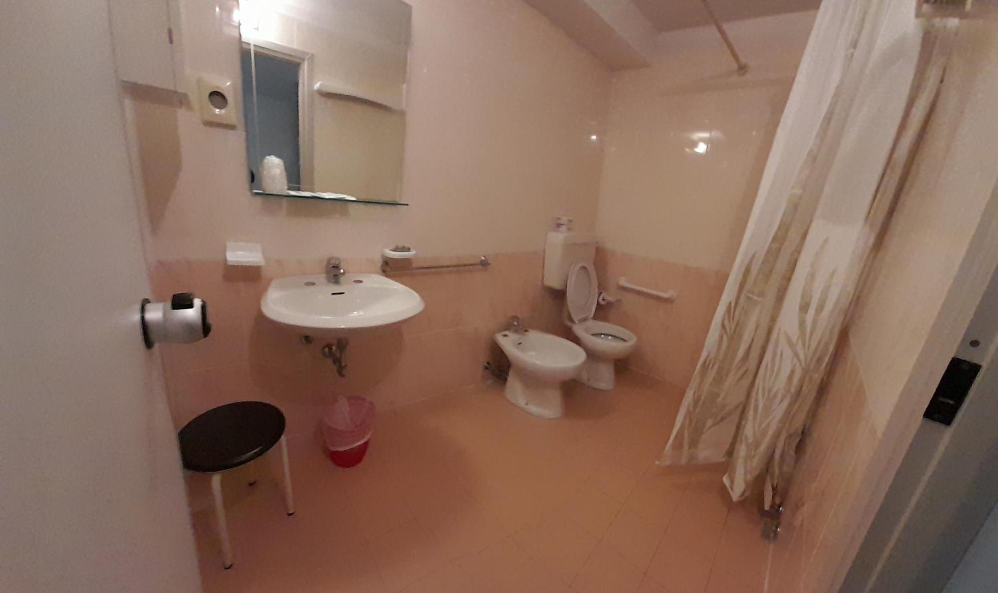 Hotel ItaliaЧервия Экстерьер фото